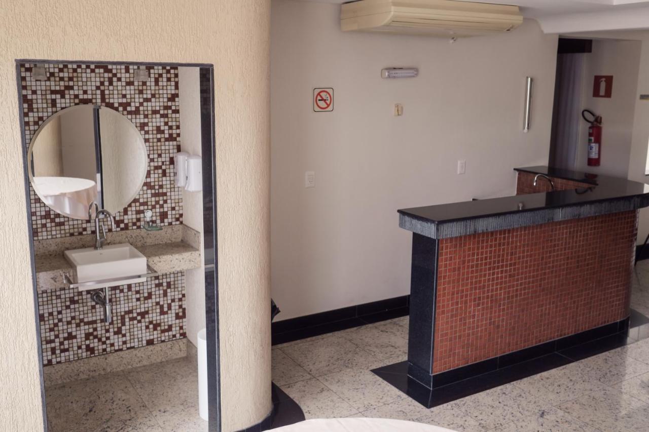 Ibituruna Center Hotel Governador Valadares Buitenkant foto