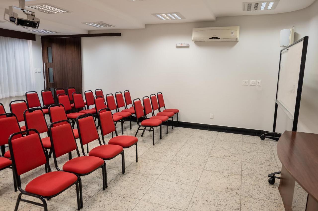 Ibituruna Center Hotel Governador Valadares Buitenkant foto