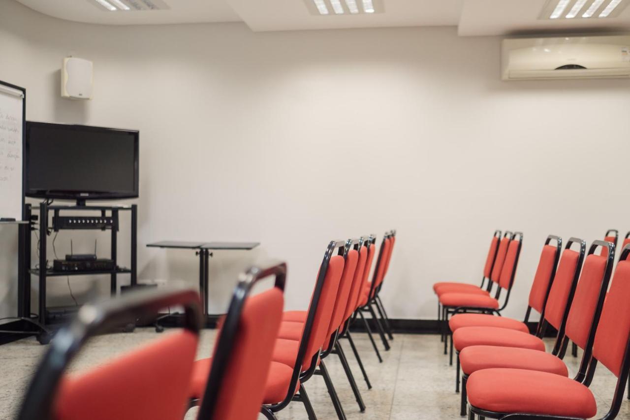 Ibituruna Center Hotel Governador Valadares Buitenkant foto